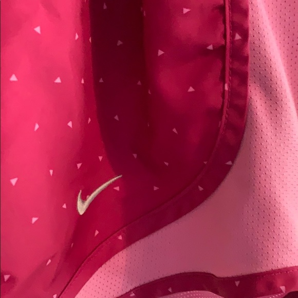 Nike shorts - Picture 2 of 2